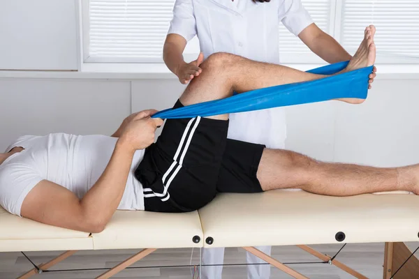 Atendimento em cínica de fisioterapia