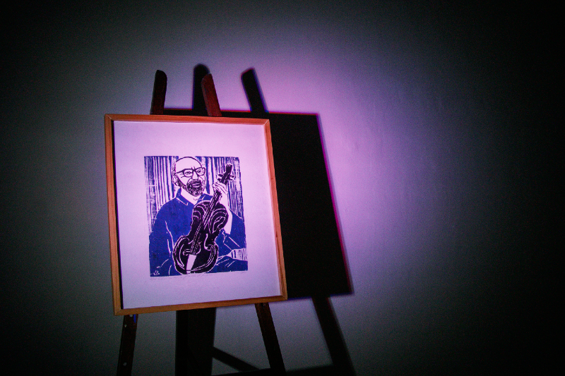 Xilogravura com retrato de Gilmar de Carvalho